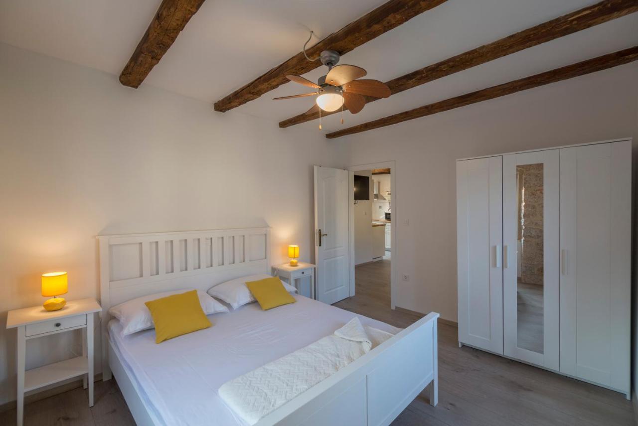 Apartments Bepi Komiža Dış mekan fotoğraf