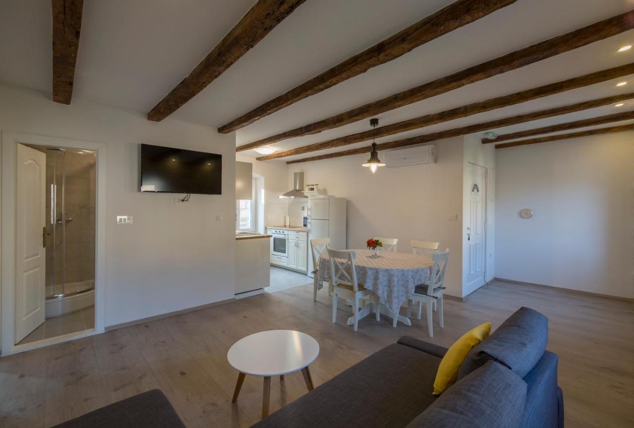 Apartments Bepi Komiža Dış mekan fotoğraf